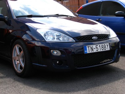 A &quot;vymakany&quot; predny naraznik.