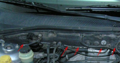 oblast kde voda prosakuje smerem k motoru