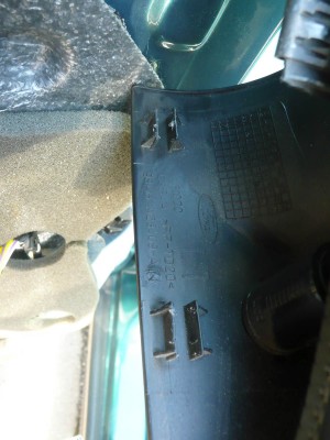 Plastový protikus…