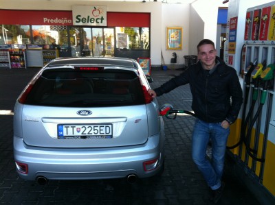 Vzdy je vysmaaaty ked capuje 100 oktan :)